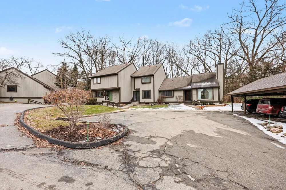 502 Stoneywood Drive Brighton City, MI 48116