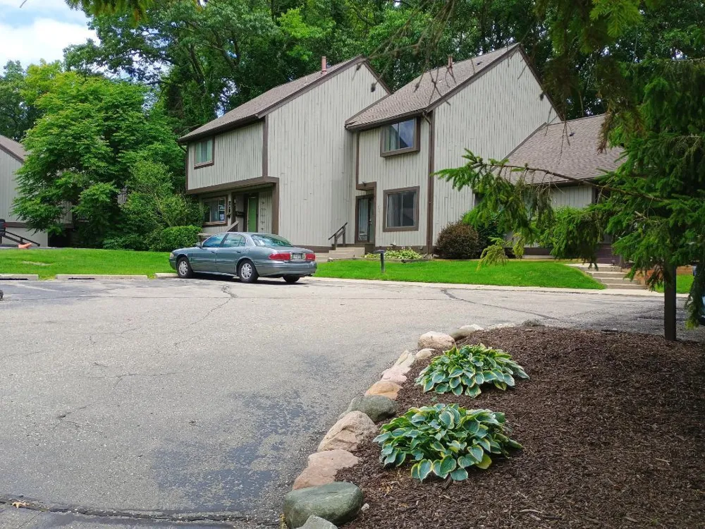502 Stoneywood Drive Brighton City, MI 48116