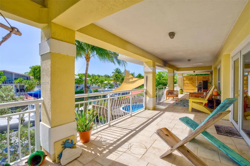 894 Ellen Dr Key Largo, FL 33037