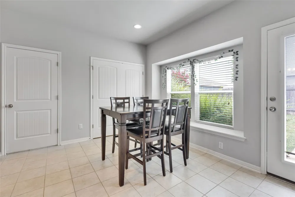 107 Friendship Oak Drive San Marcos, TX 78666