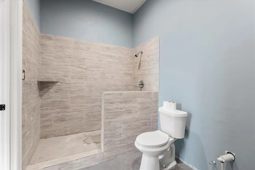 17621 Stacey Lane Lago Vista, TX 78645