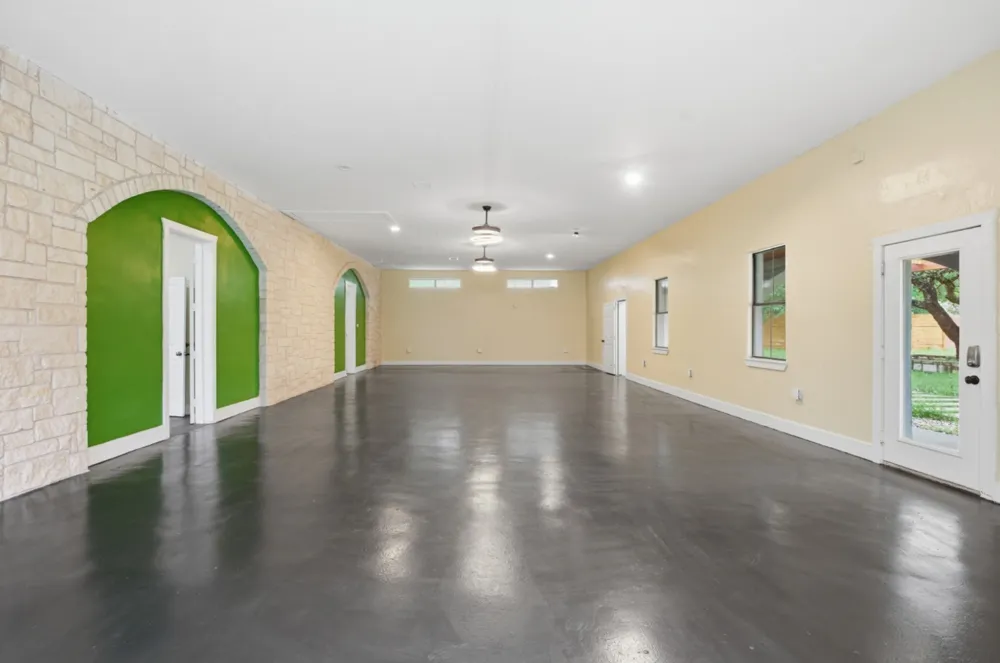 17621 Stacey Lane Lago Vista, TX 78645