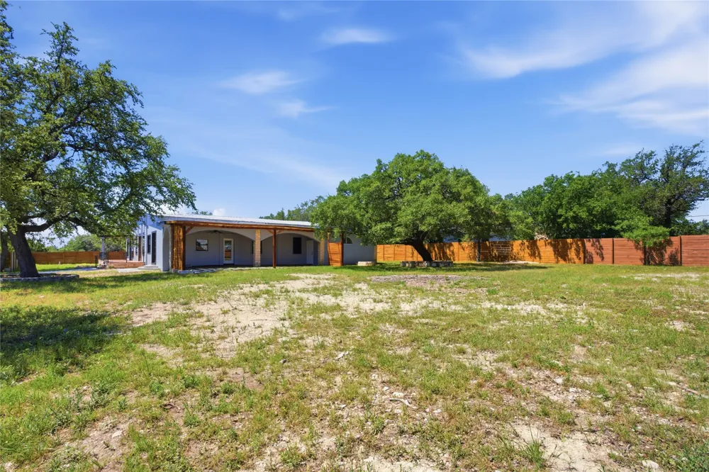 17621 Stacey Lane Lago Vista, TX 78645