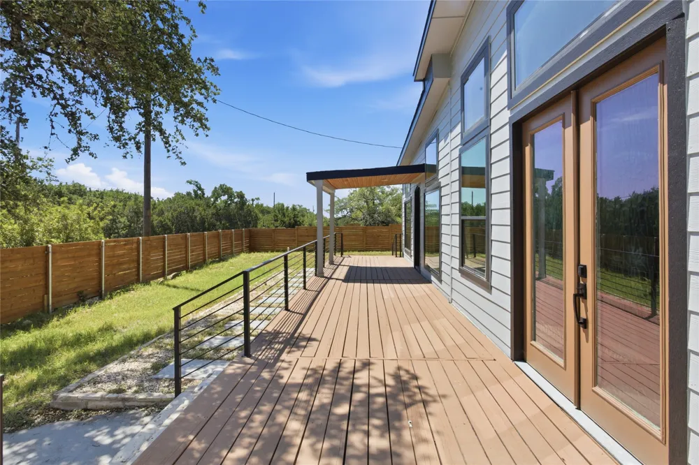 17621 Stacey Lane Lago Vista, TX 78645