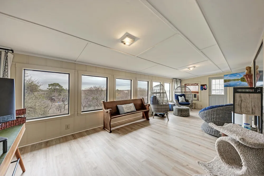 125 Winding Way Sunrise Beach, TX 78643