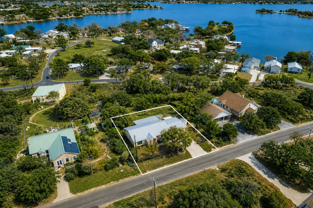 125 Winding Way Sunrise Beach, TX 78643