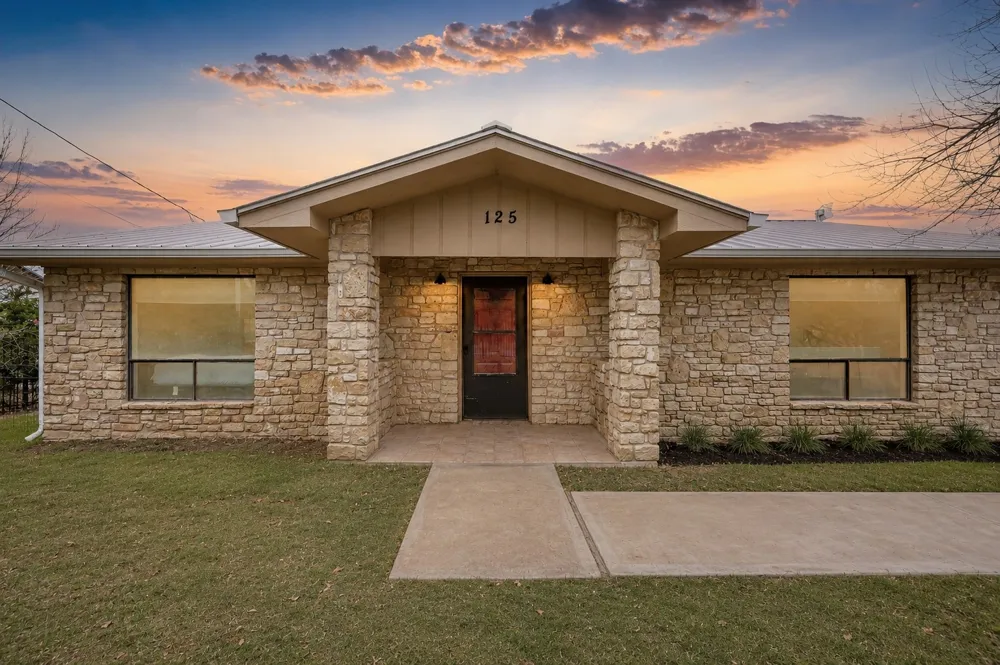 125 Winding Way Sunrise Beach, TX 78643