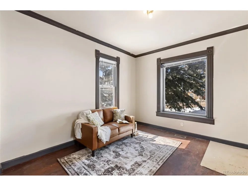 112 S 6th Street Victor, CO 80860