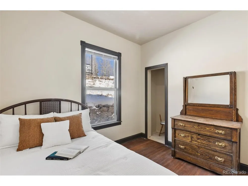 112 S 6th Street Victor, CO 80860