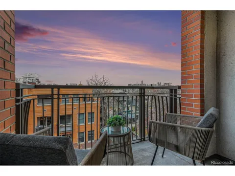 1630 Clarkson Street #504