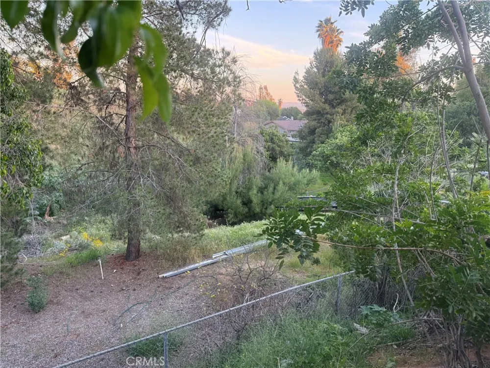 186140 Avenida Juan Bautista Jurupa Valley, CA 92509