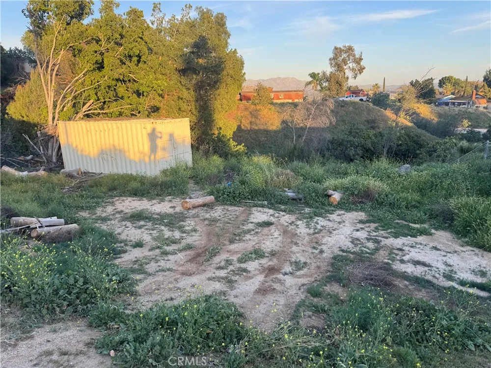 186140 Avenida Juan Bautista Jurupa Valley, CA 92509