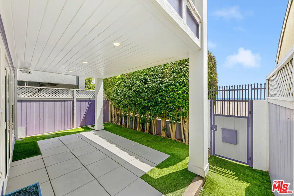 1341 Palisades Beach Road Santa Monica, CA 90401