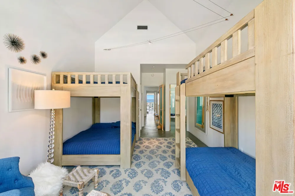 1341 Palisades Beach Road Santa Monica, CA 90401