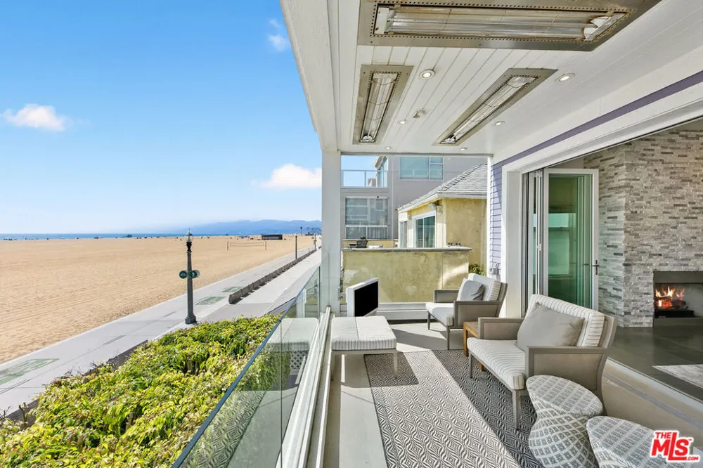 1341 Palisades Beach Road Santa Monica, CA 90401