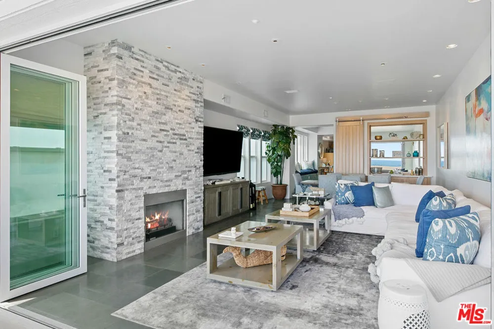 1341 Palisades Beach Road Santa Monica, CA 90401