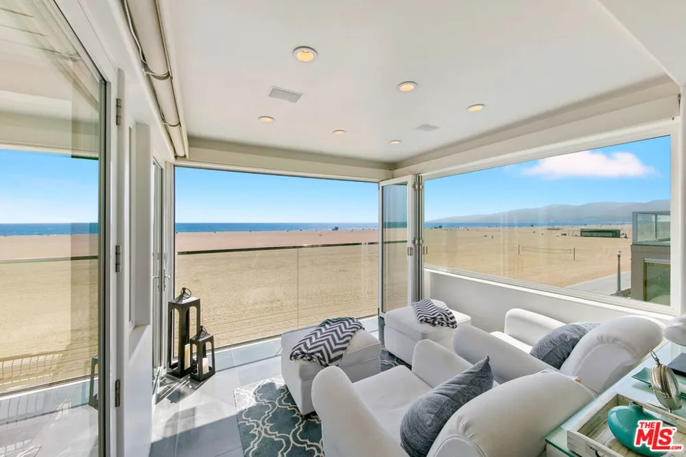 1341 Palisades Beach Road Santa Monica, CA 90401