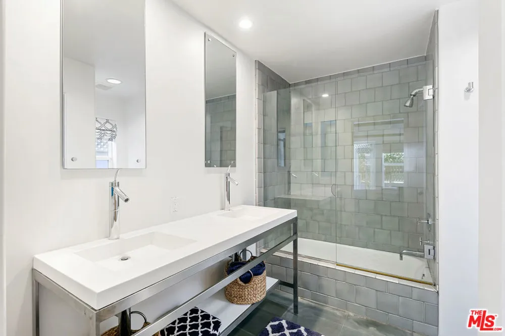 1341 Palisades Beach Road Santa Monica, CA 90401