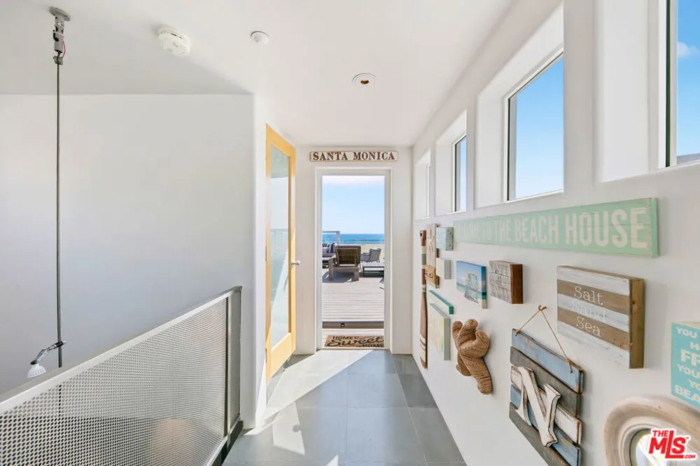 1341 Palisades Beach Road Santa Monica, CA 90401