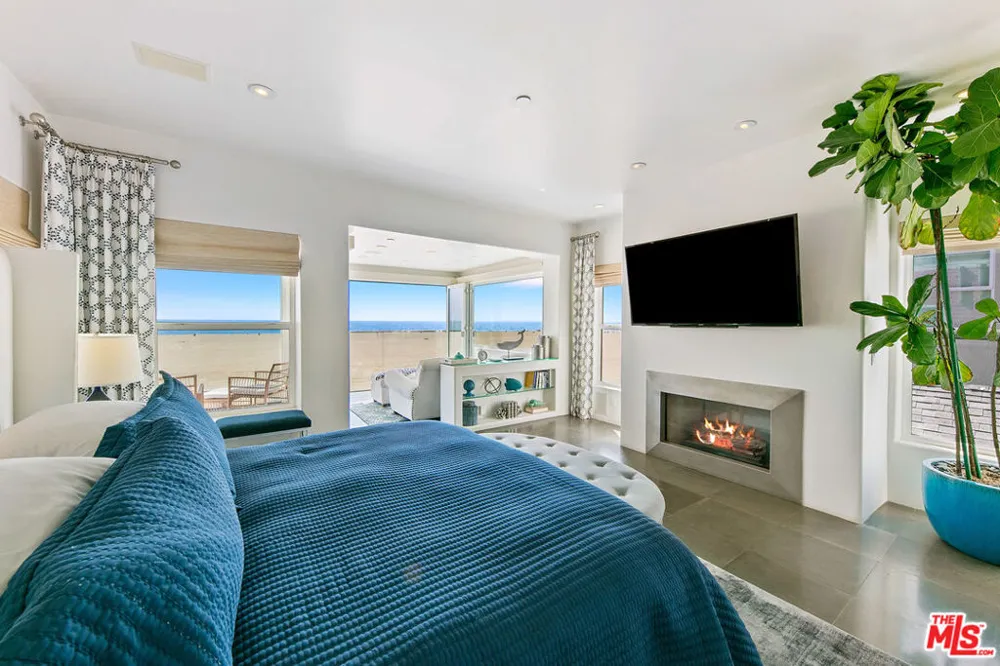 1341 Palisades Beach Road Santa Monica, CA 90401