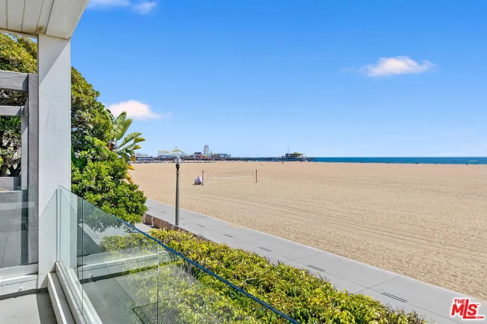 1341 Palisades Beach Road Santa Monica, CA 90401