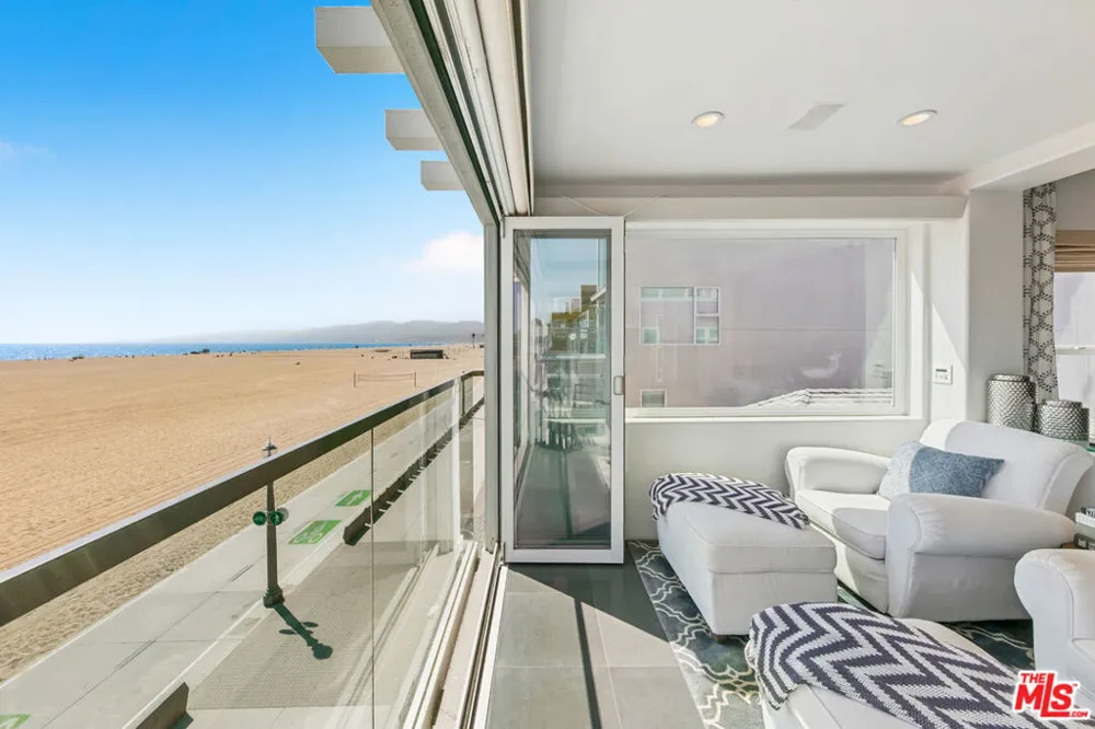 1341 Palisades Beach Road Santa Monica, CA 90401