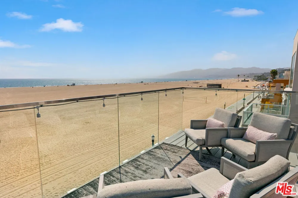 1341 Palisades Beach Road Santa Monica, CA 90401