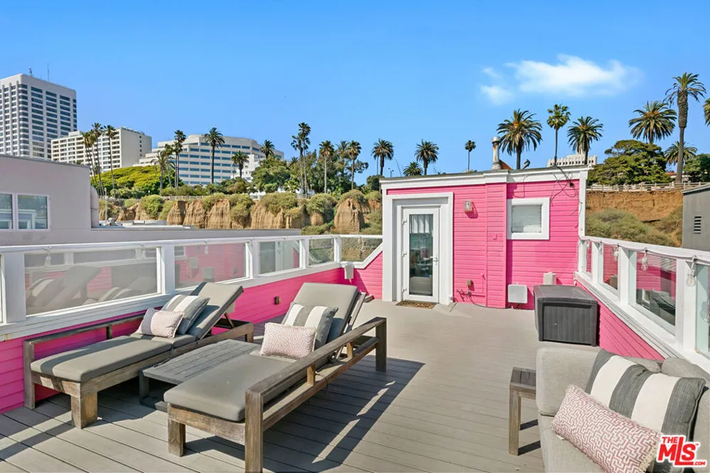 1341 Palisades Beach Road Santa Monica, CA 90401