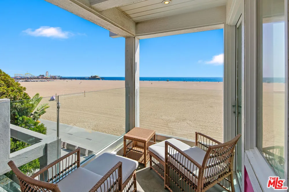 1341 Palisades Beach Road Santa Monica, CA 90401