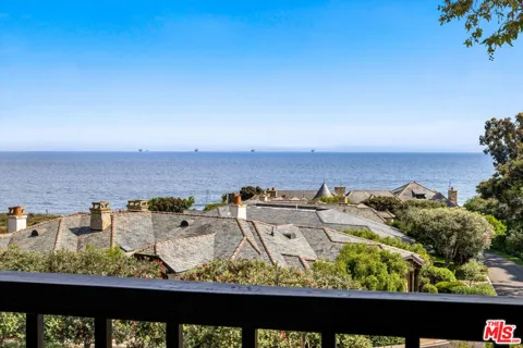 86 Seaview Drive