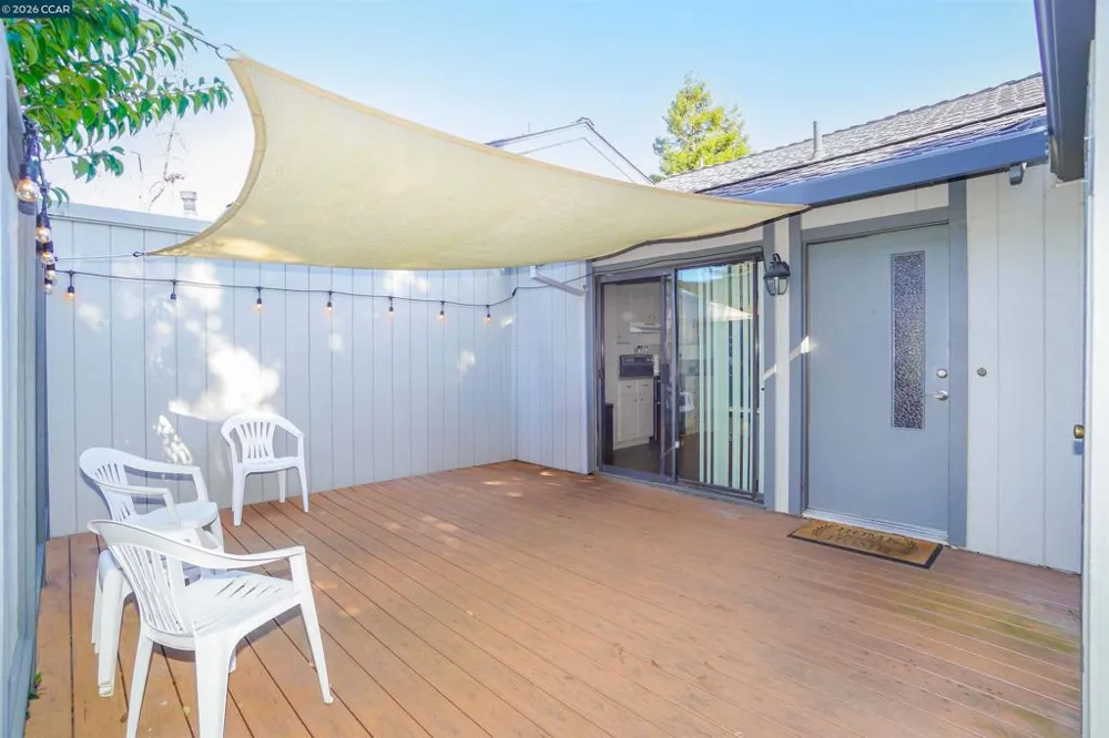 1608 Ashwood Drive Martinez, CA 94553