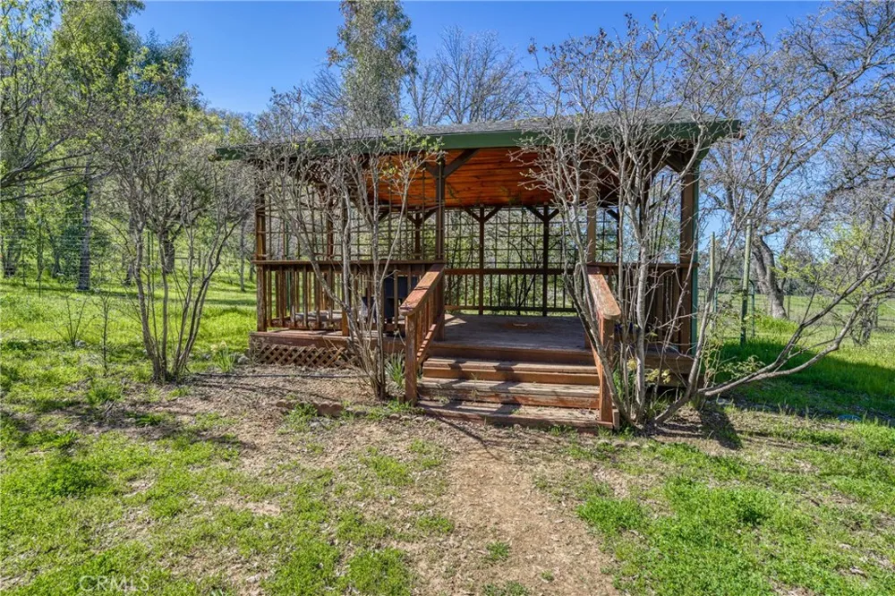 1001 Louis Way Lakeport, CA 95453