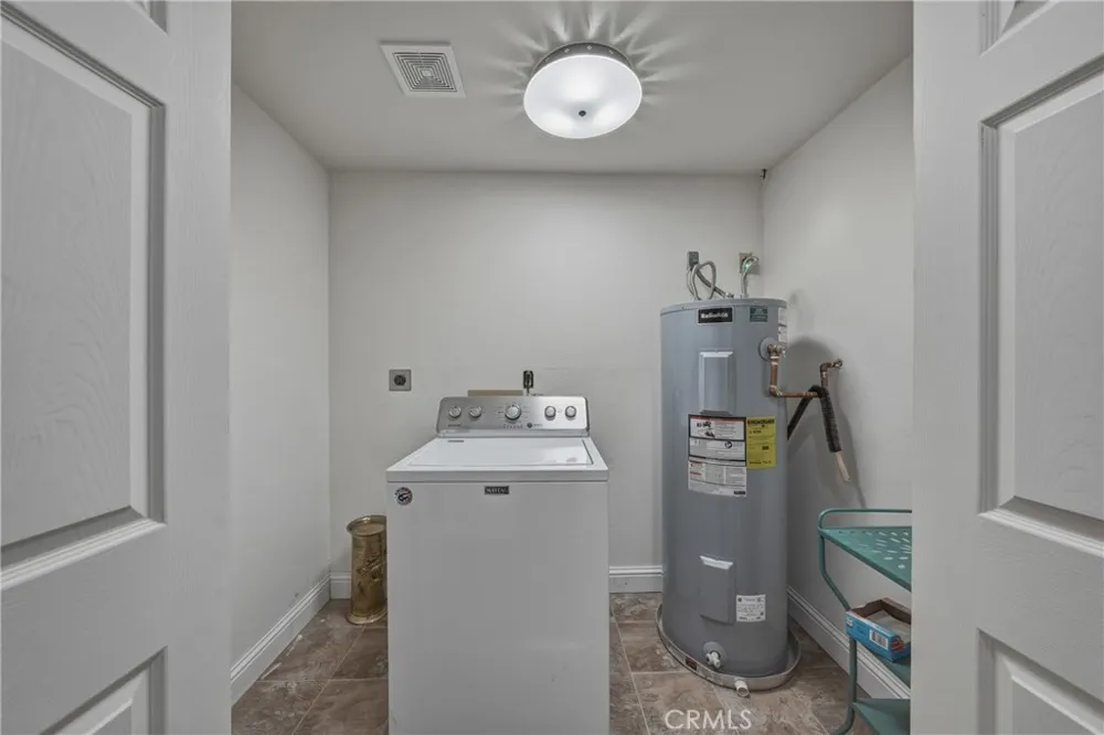 1001 Louis Way Lakeport, CA 95453