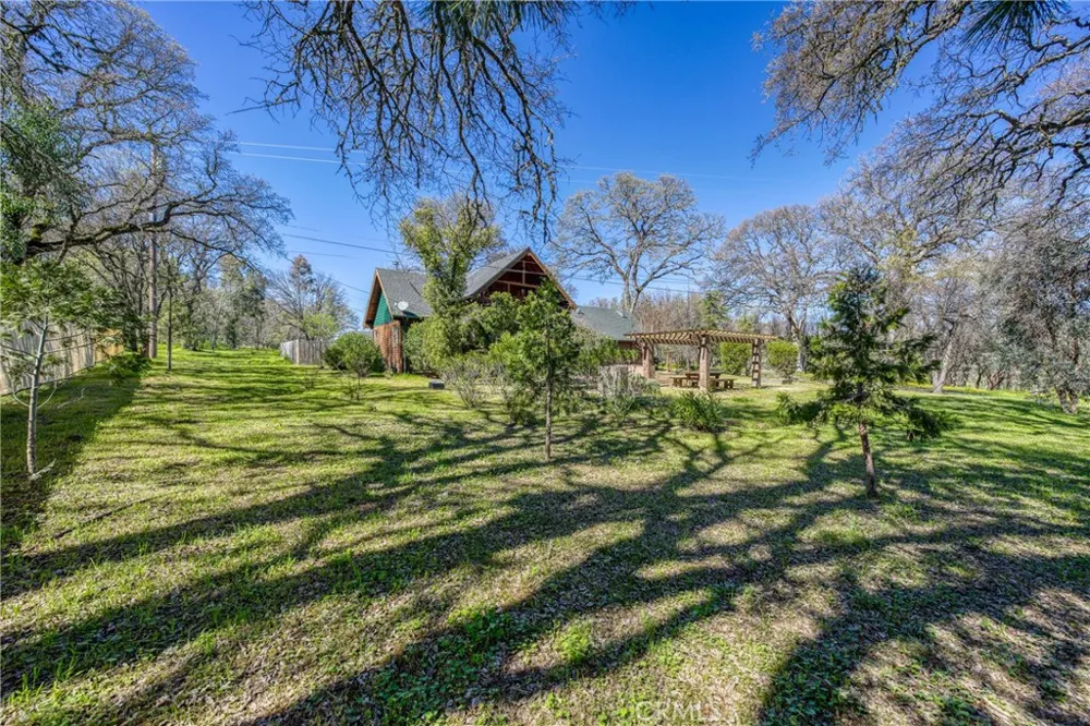 1001 Louis Way Lakeport, CA 95453