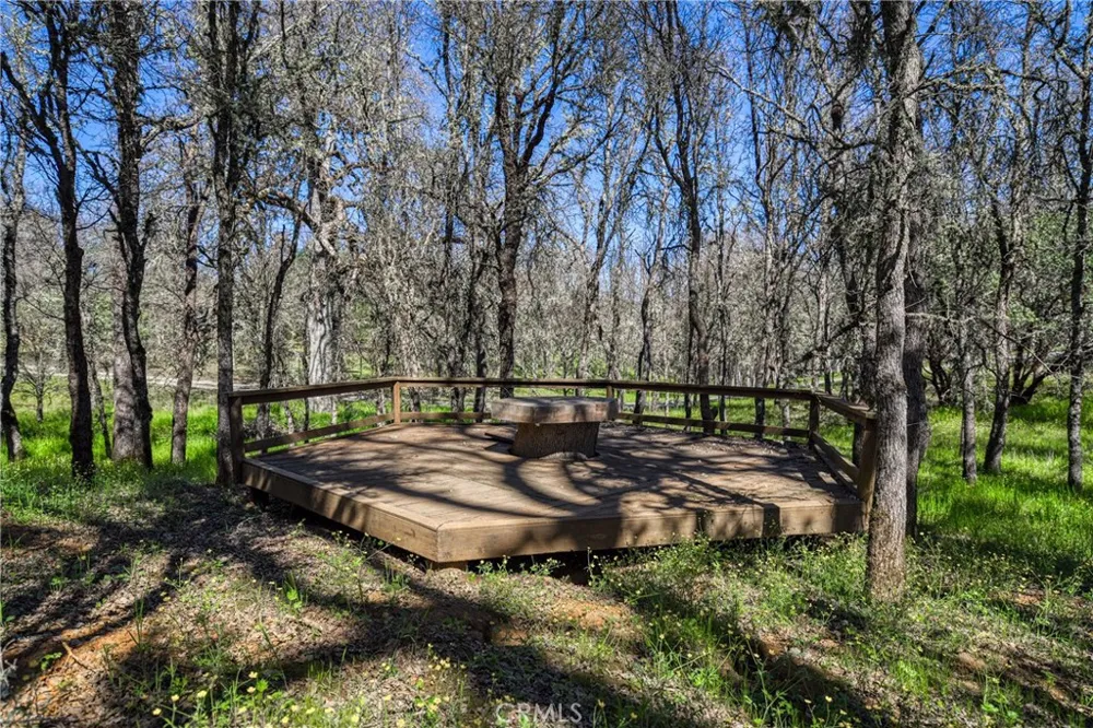 1001 Louis Way Lakeport, CA 95453