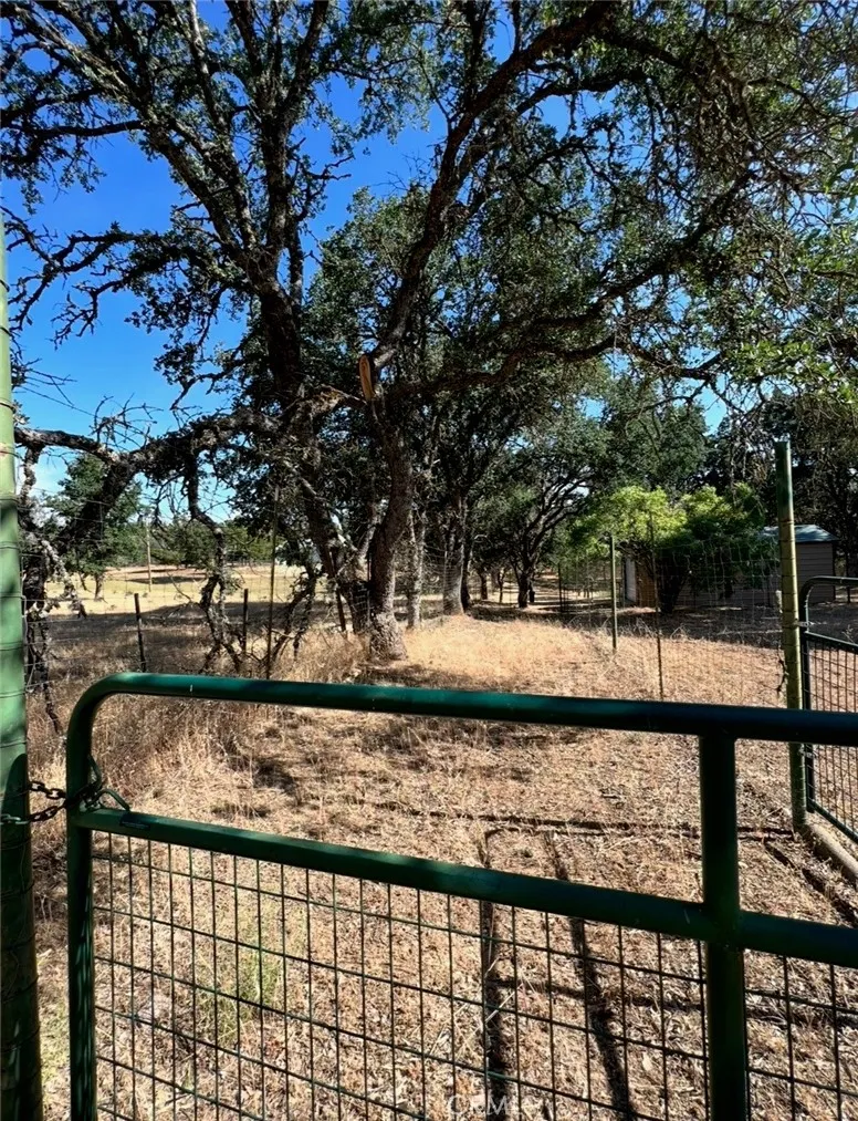 1001 Louis Way Lakeport, CA 95453