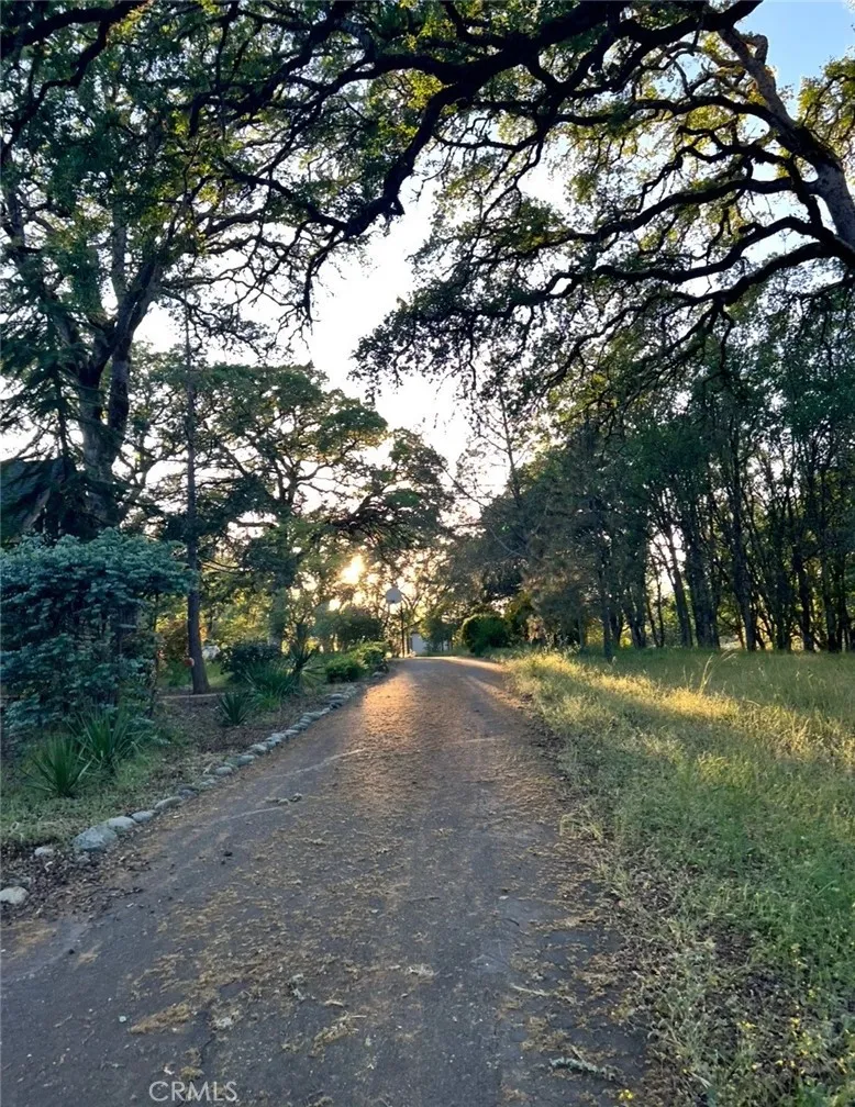 1001 Louis Way Lakeport, CA 95453