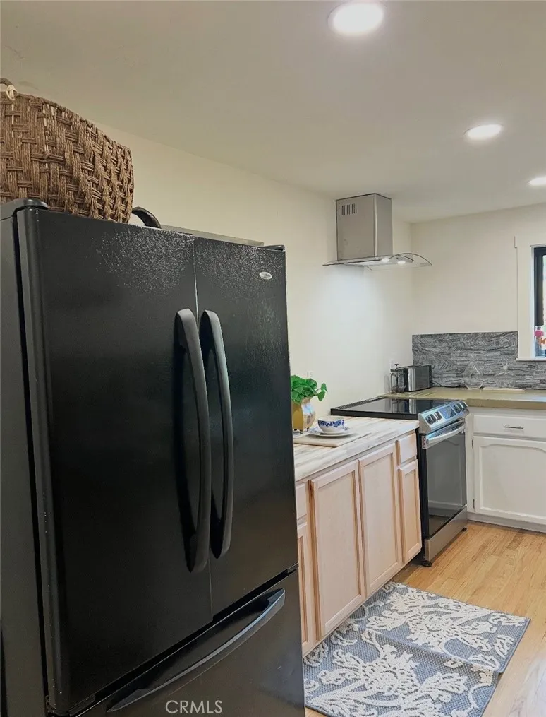 1001 Louis Way Lakeport, CA 95453