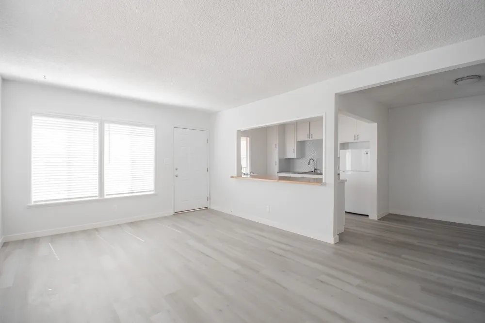906 E Imperial El Segundo, CA 90245