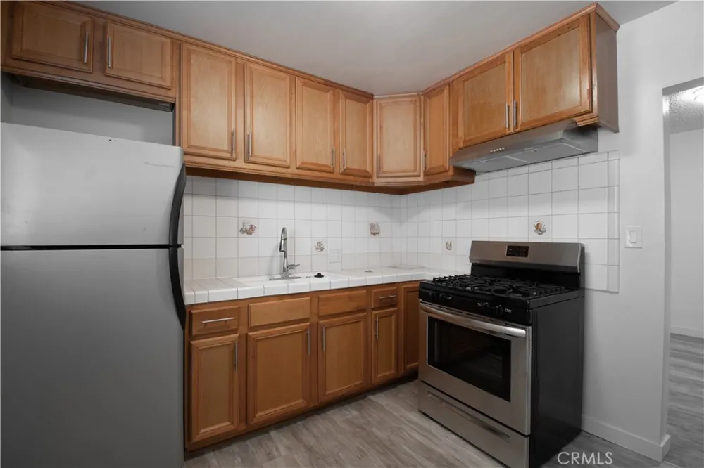 906 E Imperial El Segundo, CA 90245