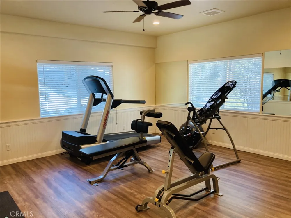 341 Ca-173 Lake Arrowhead, CA 92352