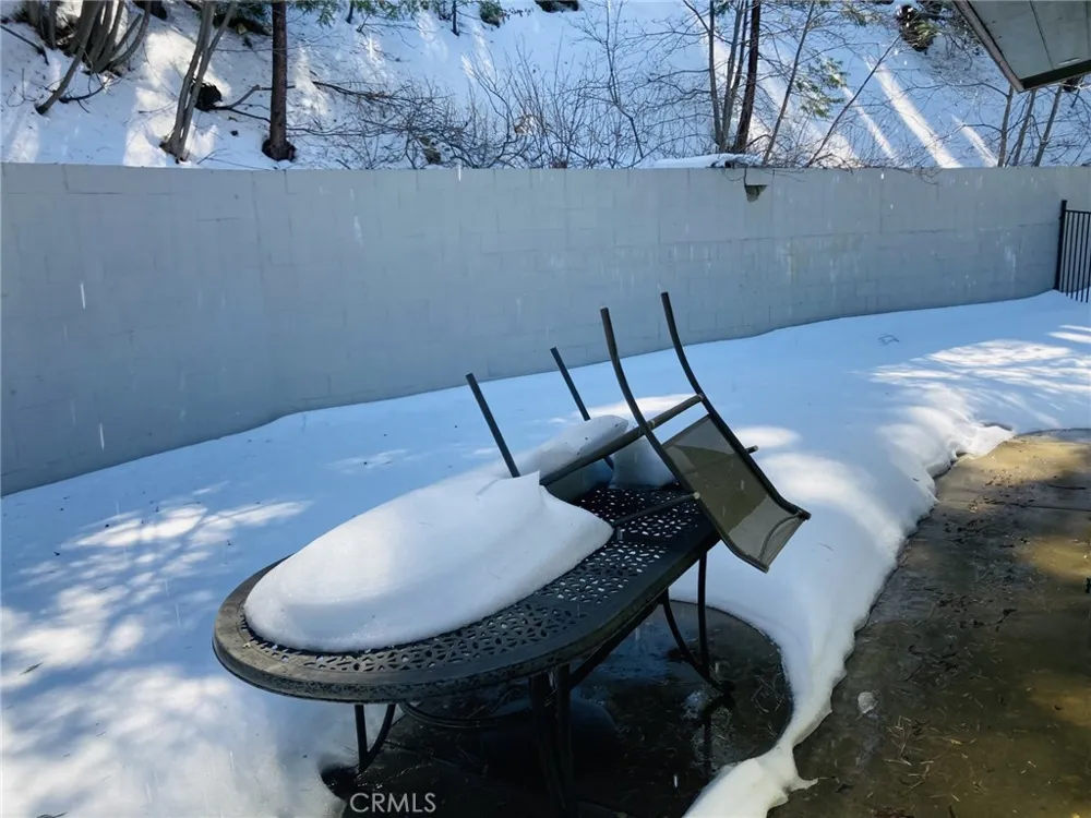 341 Ca-173 Lake Arrowhead, CA 92352