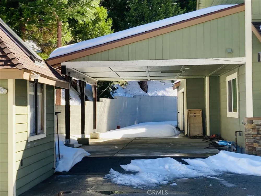 341 Ca-173 Lake Arrowhead, CA 92352