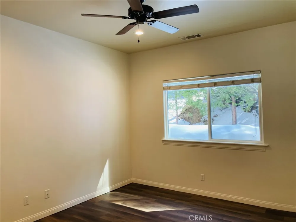 341 Ca-173 Lake Arrowhead, CA 92352
