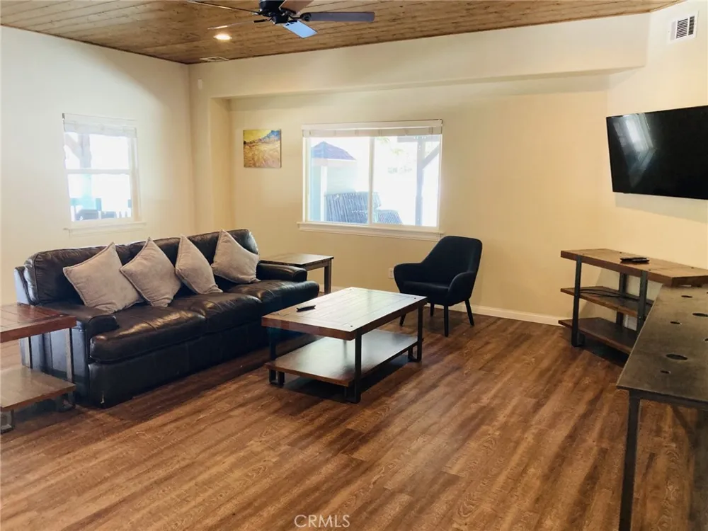 341 Ca-173 Lake Arrowhead, CA 92352