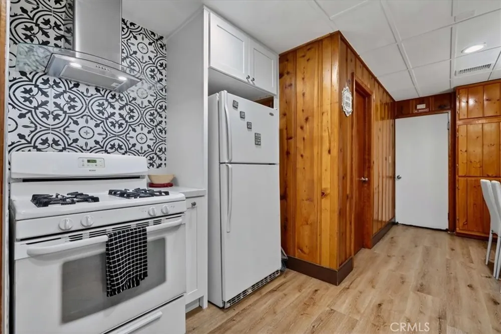 33424 Holcomb Creek Drive Green Valley Lake, CA 92341