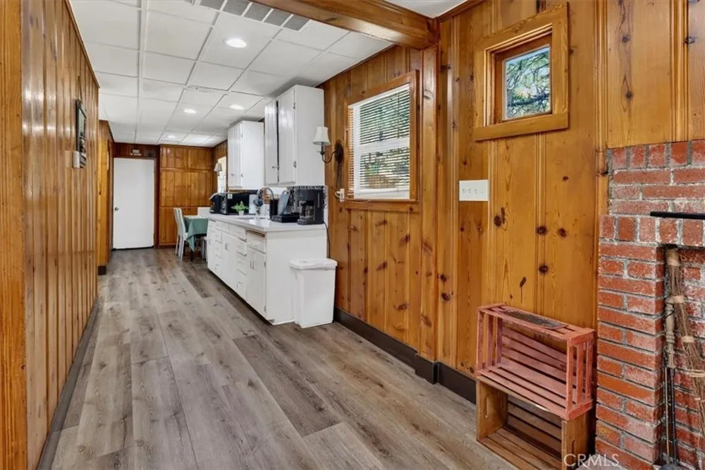 33424 Holcomb Creek Drive Green Valley Lake, CA 92341