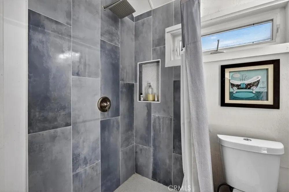 33424 Holcomb Creek Drive Green Valley Lake, CA 92341