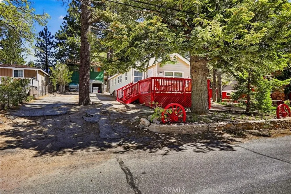 33424 Holcomb Creek Drive Green Valley Lake, CA 92341