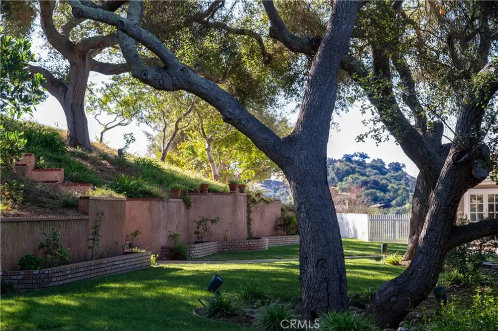 4086 E Oak Trail Road Santa Ynez, CA 93460